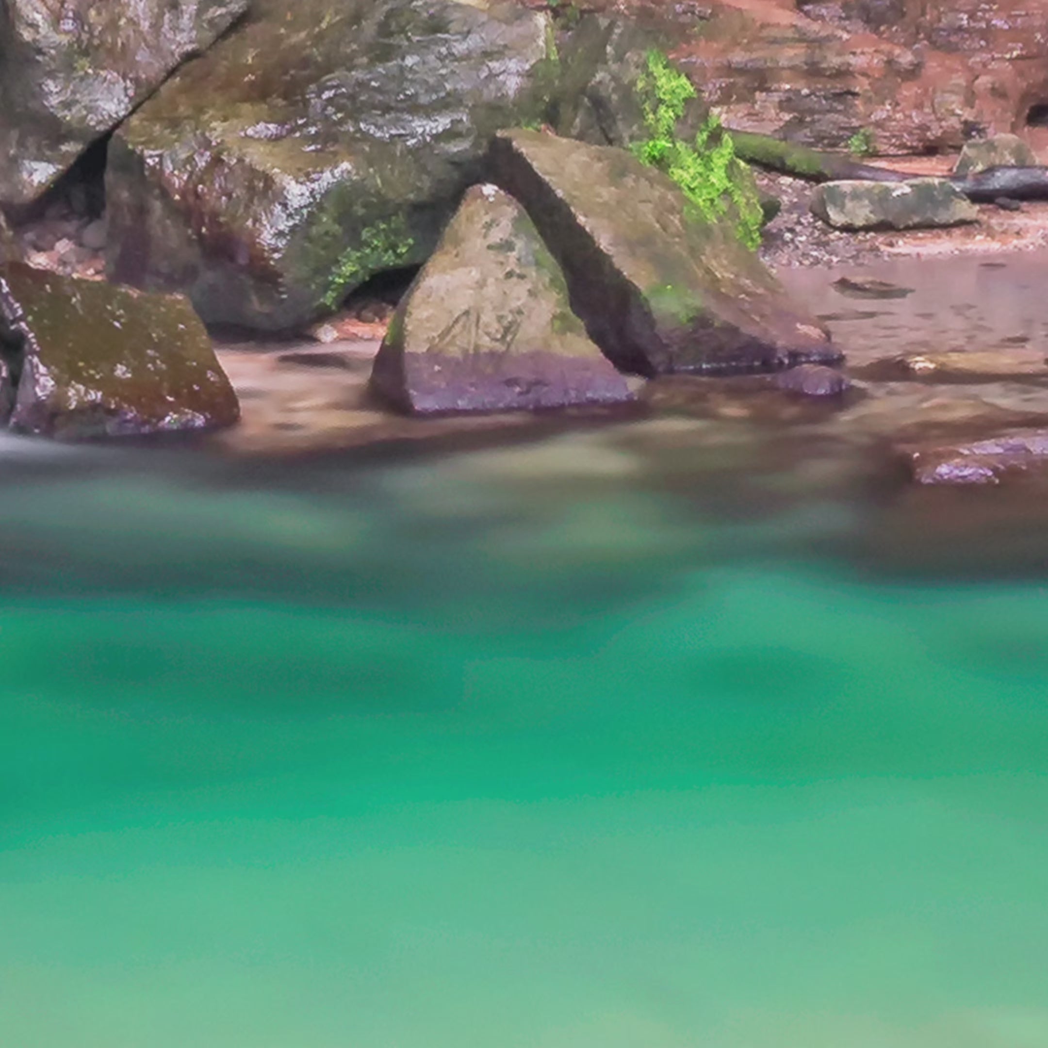 Exquisite Emerald Pool